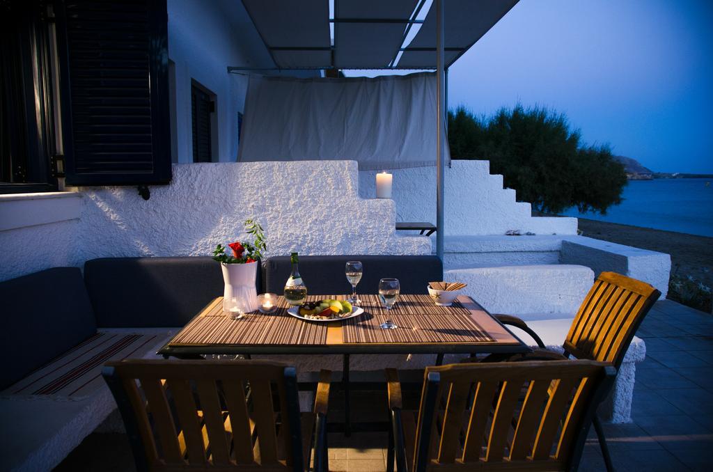 Yialos Studios-Apartments Makrýgialos エクステリア 写真