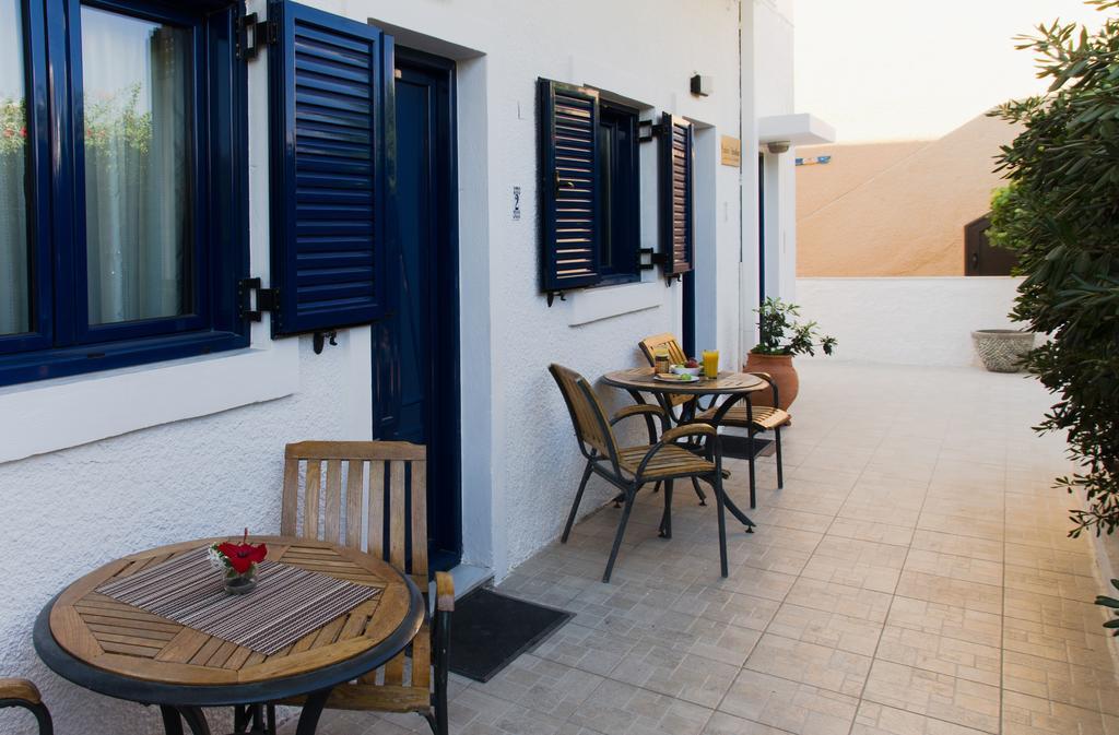 Yialos Studios-Apartments Makrýgialos エクステリア 写真