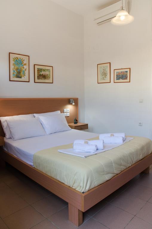 Yialos Studios-Apartments Makrýgialos エクステリア 写真